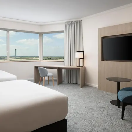 Hilton Paris Charles De Gaulle Airport Hotel Le Mesnil-Amelot Exterior photo
