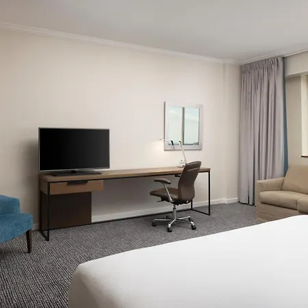 Hilton Paris Charles De Gaulle Airport Hotel Le Mesnil-Amelot Exterior photo
