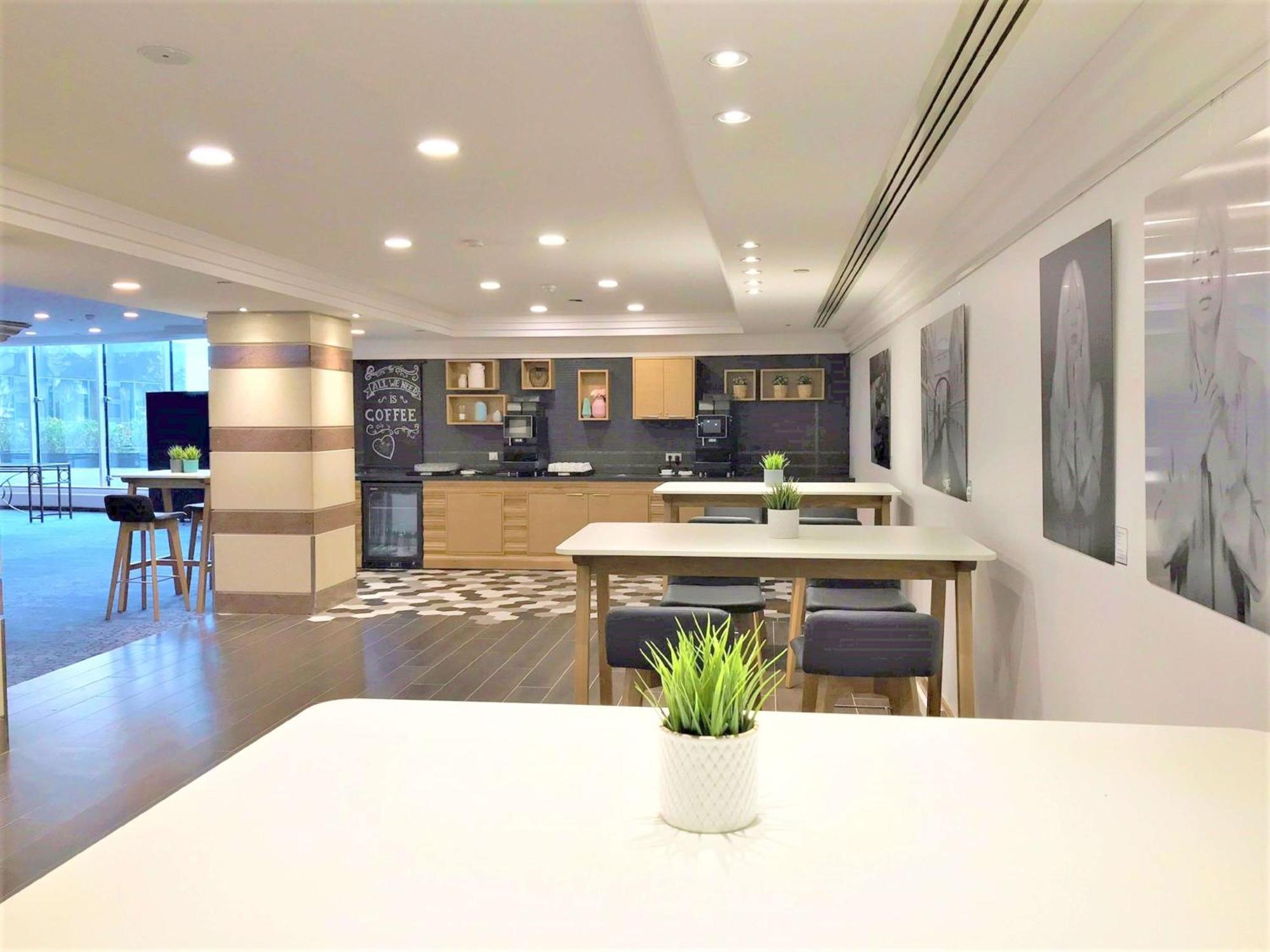 Hilton Paris Charles De Gaulle Airport Hotel Le Mesnil-Amelot