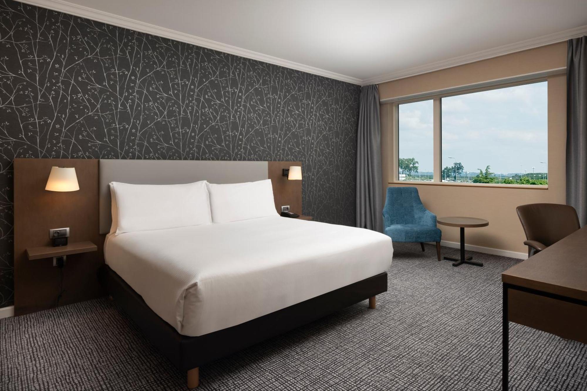 Hilton Paris Charles De Gaulle Airport Hotel Le Mesnil-Amelot