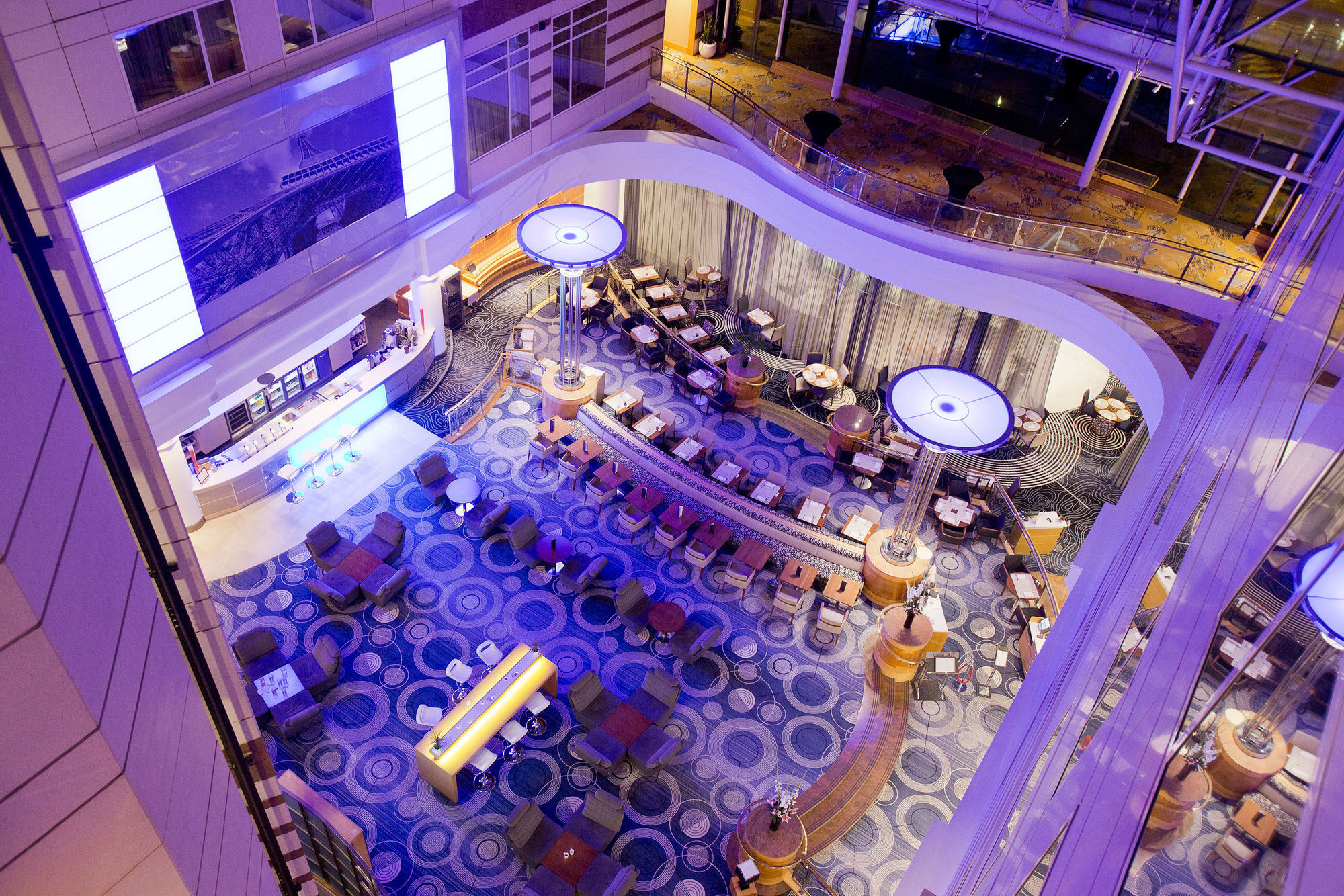 Hotel Hilton Paris Charles De Gaulle Airport 4*