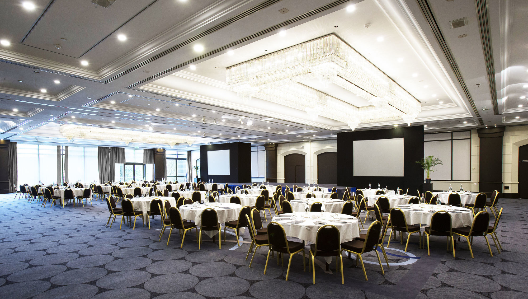Hilton Paris Charles De Gaulle Airport Hotel Le Mesnil-Amelot